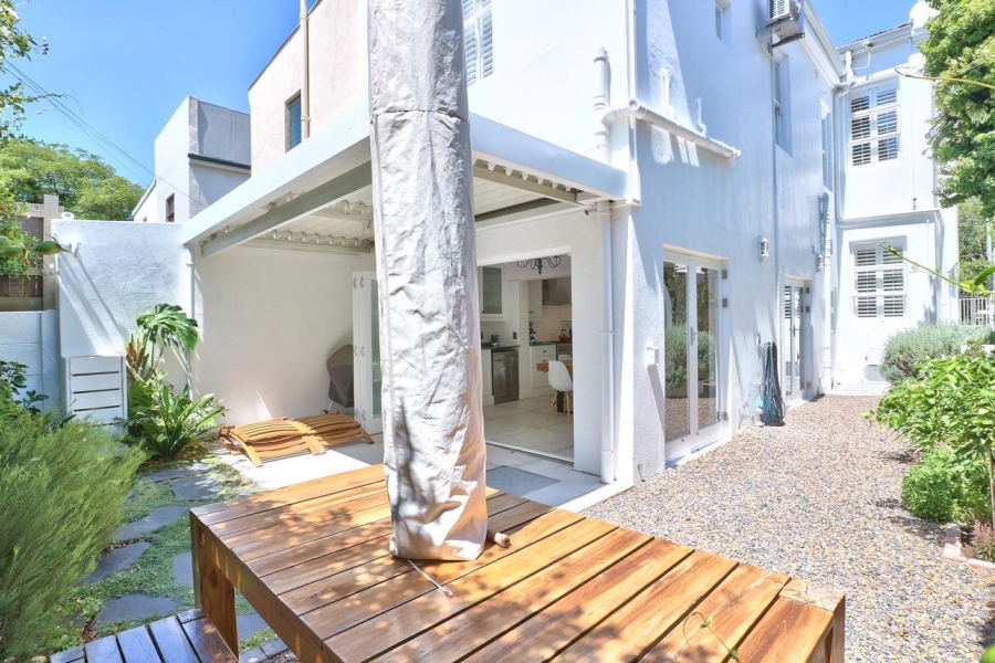 3 Bedroom Property for Sale in Gardens Western Cape
